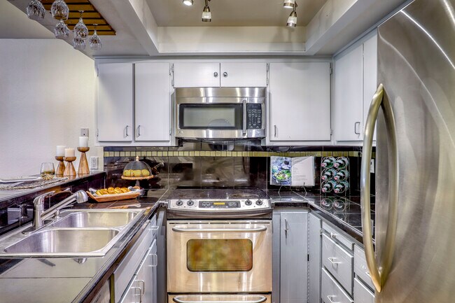 Foto del edificio - 217 Shepard Way NW