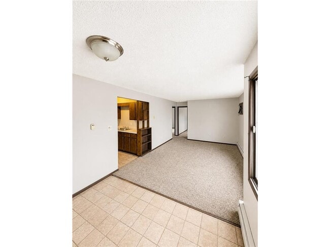 Building Photo - 761 S 9th St