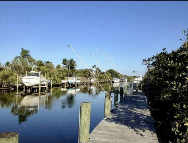 Photo - 813 Hummingbird Way Apartment