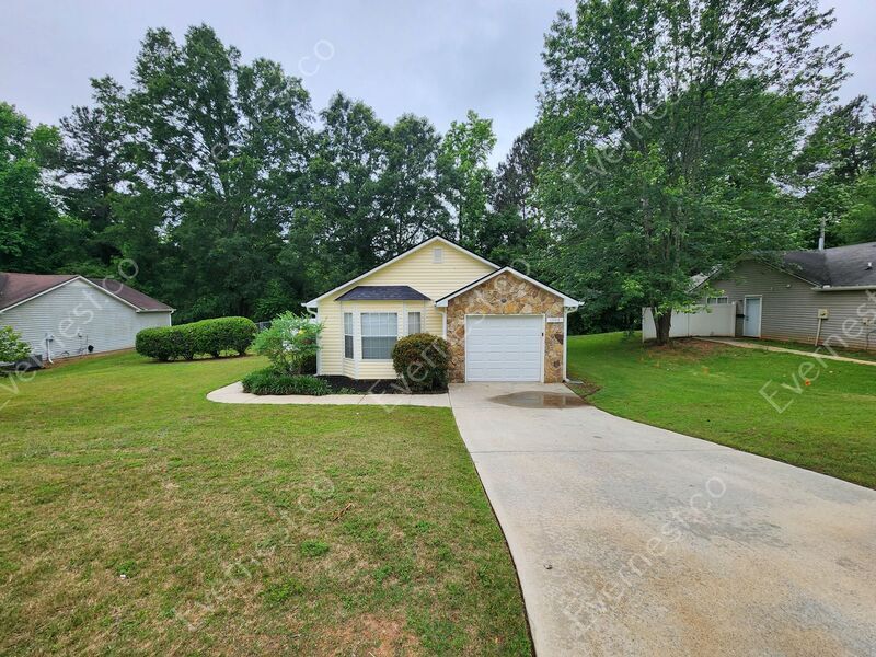 1308 Creek View Dr, Monroe, GA 30655 House for Rent in Monroe, GA