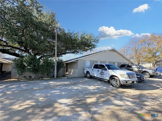 Building Photo - 20115 San Marcos Hwy