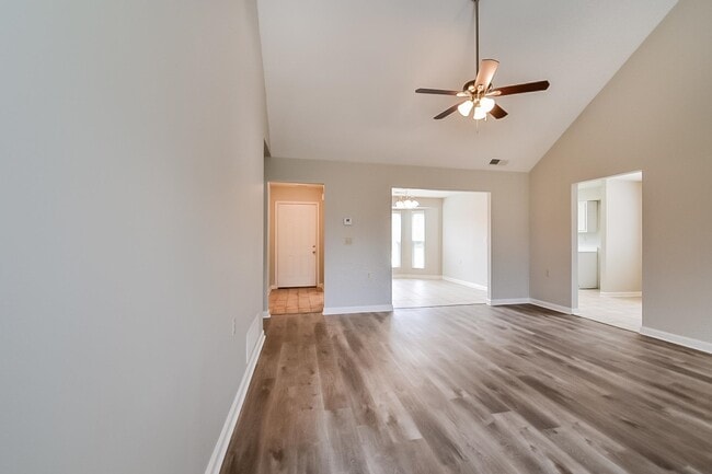 Building Photo - 3890 Birchshade Cove