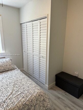 Building Photo - 9436 SW 143rd Ct