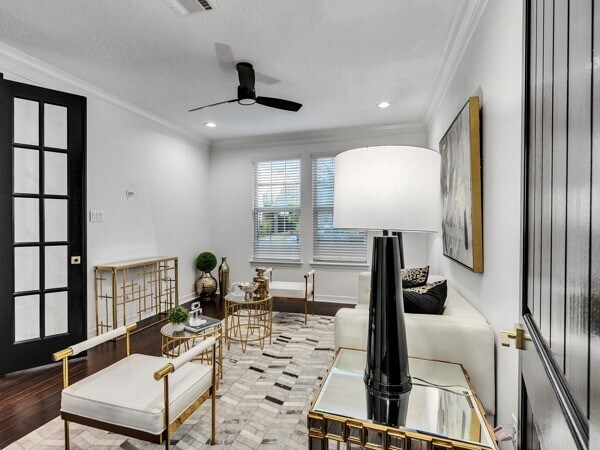 Foto del edificio - 2523 Watts St