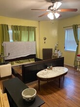 Building Photo - 160 N 16th St