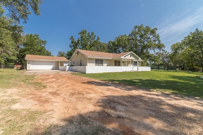 Building Photo - 2137 FM 1375