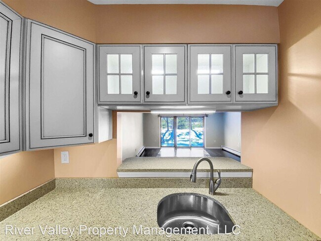 2 br, 1.5 bath House - 58 Juniper Dr Unit 5C - 2 br, 1.5 bath House - 58 Juniper Dr  Unit 5C