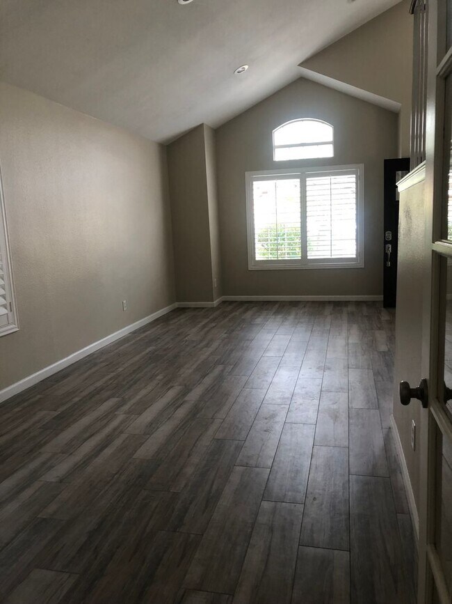 Foto del edificio - Beautiful home in Woodcrest!