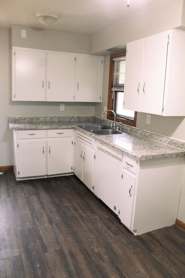 Foto del edificio - 2237 Mt Vernon Rd SE