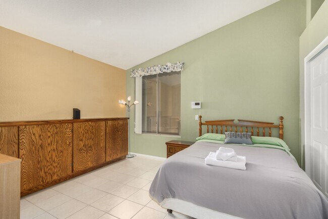 Foto del edificio - 8440 W Alex Ave