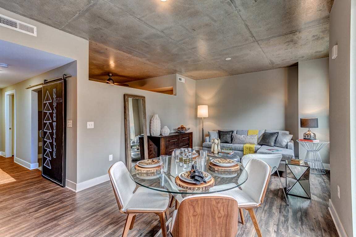 Foto principal - 908 14th Ave S