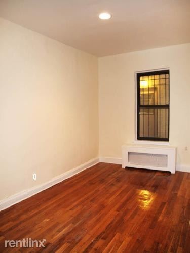 Building Photo - 78 E 3rd St