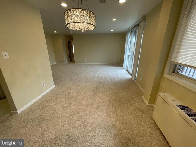 Foto del edificio - 4343 Cherry Hill Rd