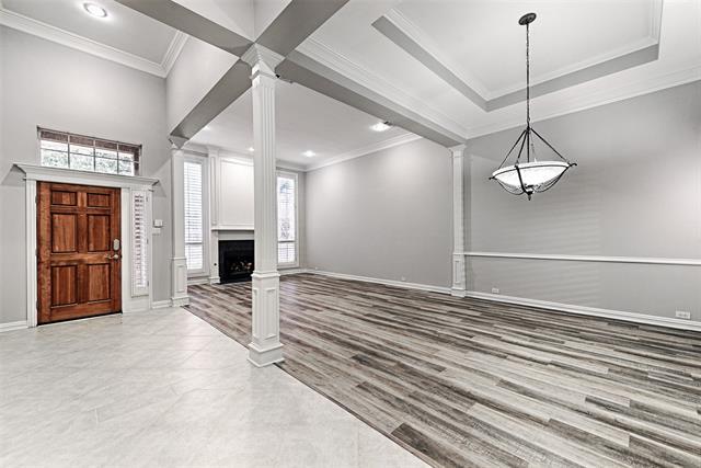 Building Photo - 5628 Encore Dr
