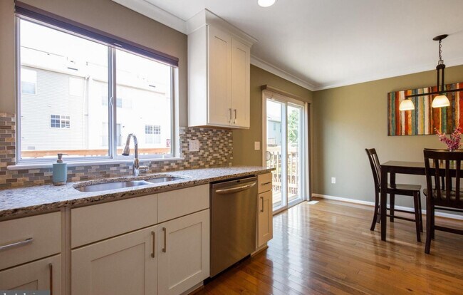 Cocina - 2333 Massanutten Dr