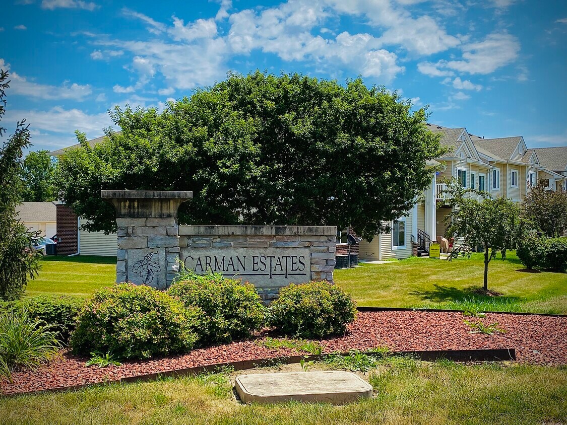 2323 E Porter Ave Unit 9, Des Moines, IA 50320 Condo for Rent in Des