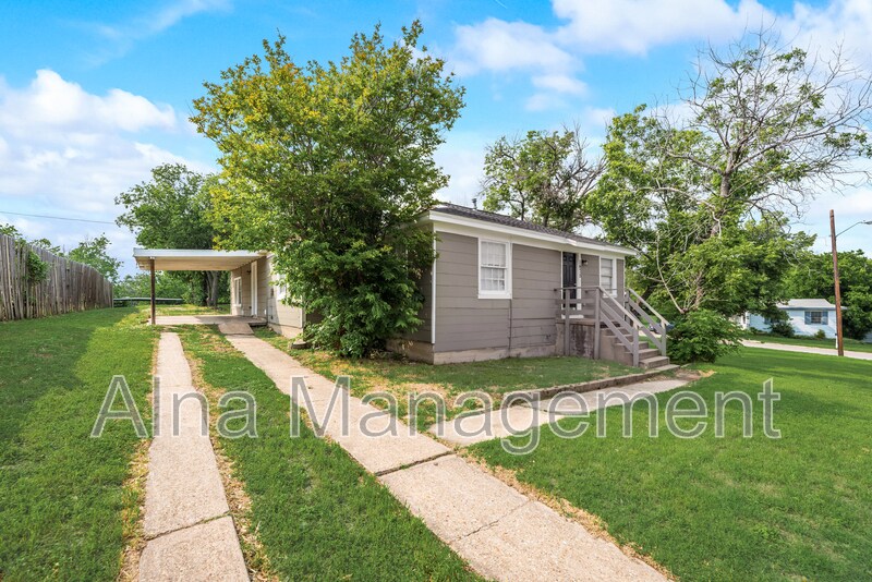 Primary Photo - 1475 Westwick Dr