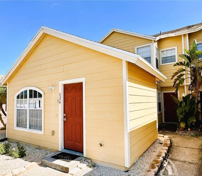 Photo - 624 Australian Way Townhome