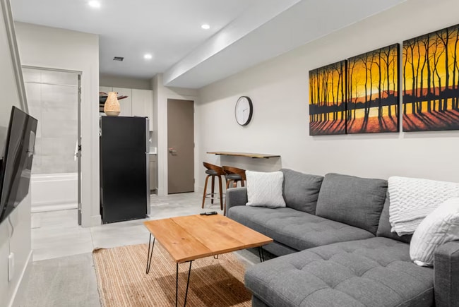 Photo - 1348 Zenobia St Townhome