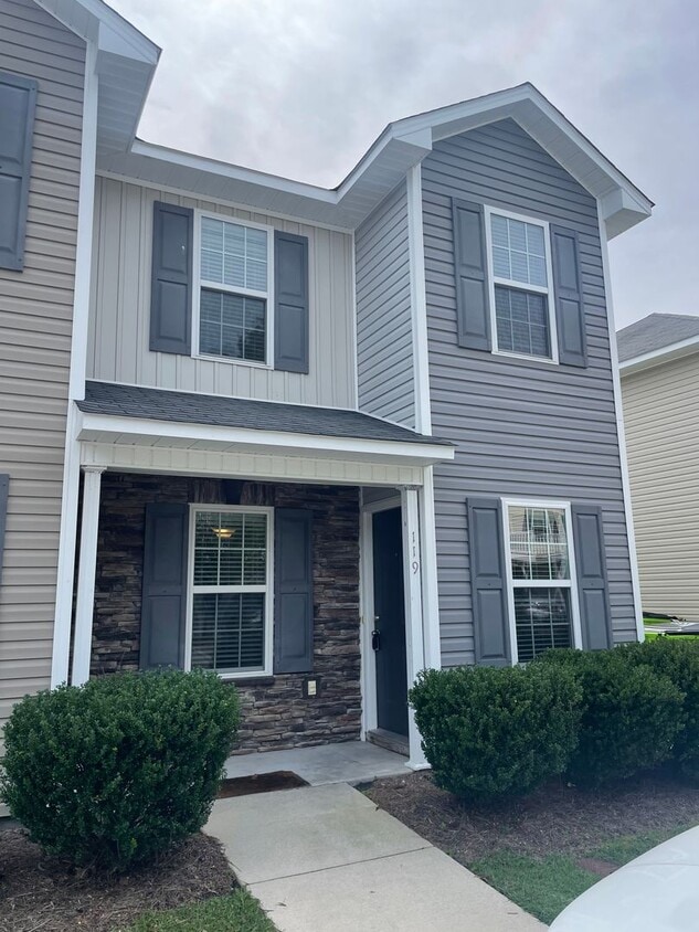 Primary Photo - 2 Bedroom Townhome in Havelock