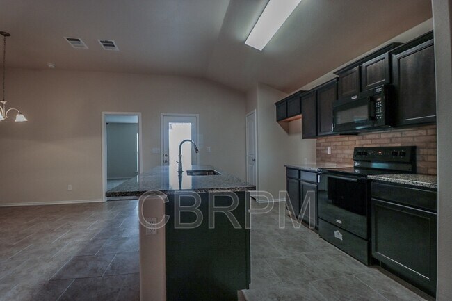 Building Photo - 7435 104th St