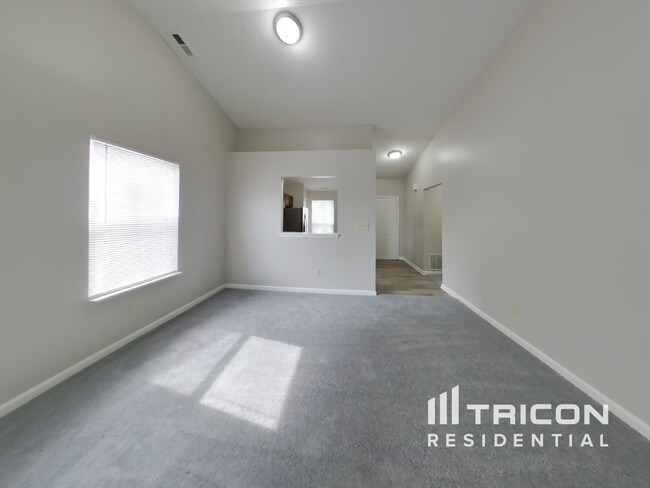 Building Photo - 11392 Pegasus Dr