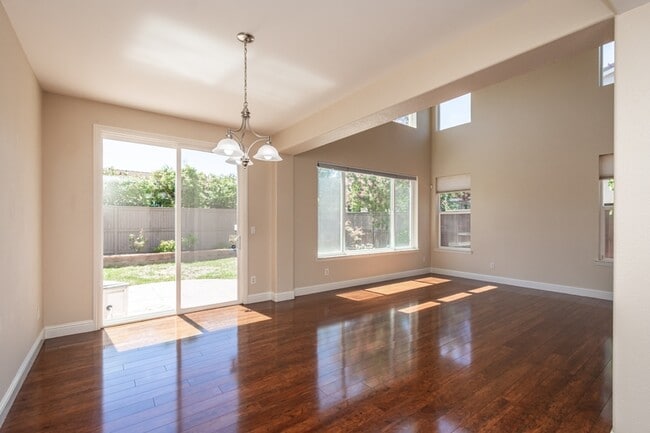 Building Photo - 11854 Cobble Brook Dr