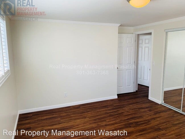 Building Photo - 3 br, 2.5 bath House - 7210 South Cypress Way