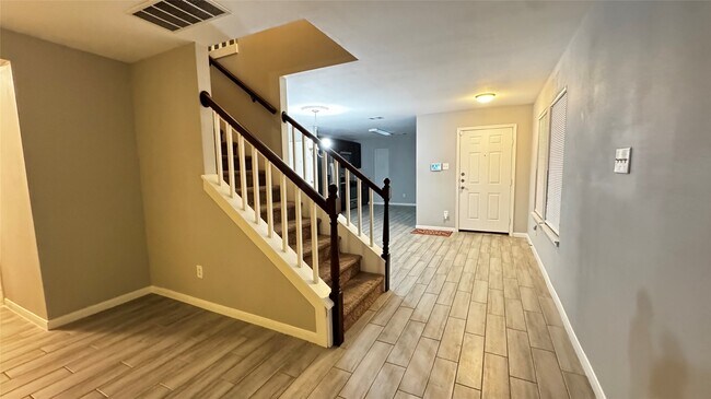 Building Photo - 6614 Bluestone Springs Ln