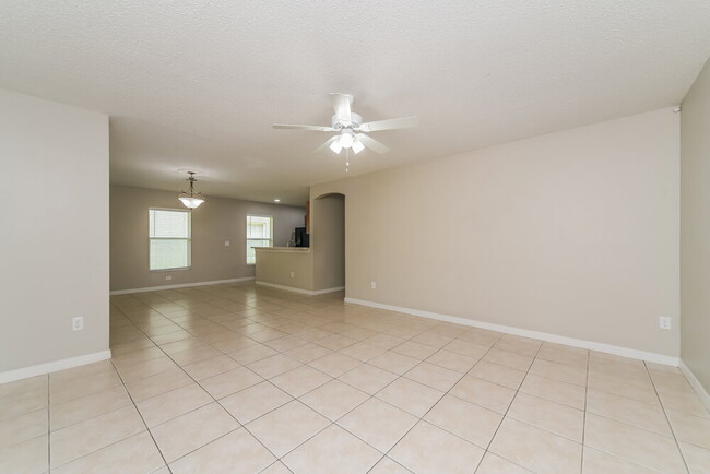 Building Photo - 213 Owenshire Cir