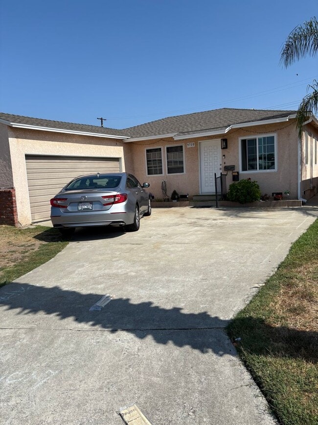Building Photo - Charming 1 BR 1BA studio for rent.