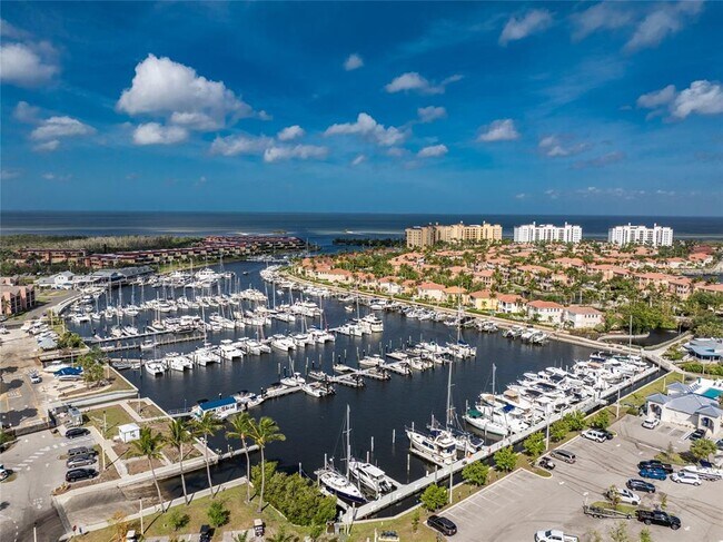 Foto del edificio - 3321 Sunset Key Cir