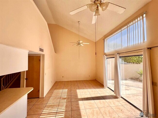 Foto del edificio - 2045 S 14th Ave