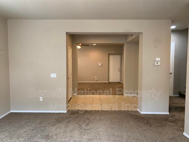 Foto del edificio - 31817 Delfina Way