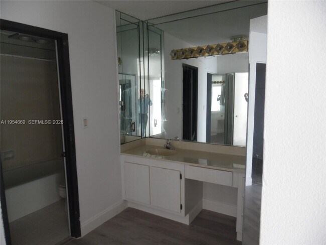 Foto del edificio - 20505 E Country Club Dr