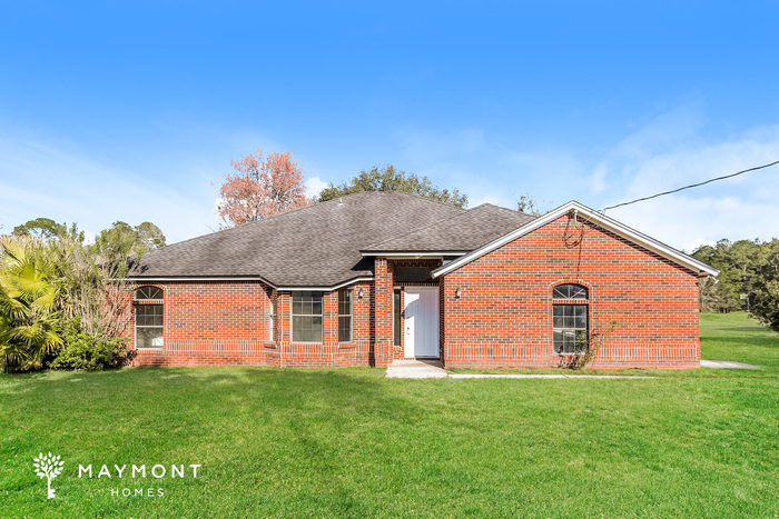 Foto principal - 4-Bedroom Brick Home in Jacksonville, FL