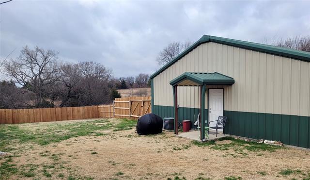 Building Photo - 1583 CR-4757