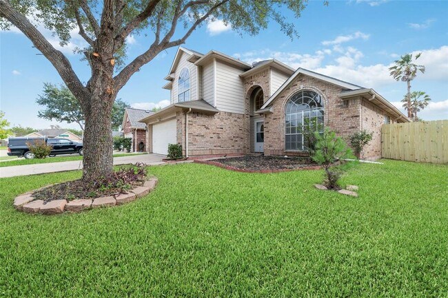 Building Photo - 3315 Pecan Mill Dr