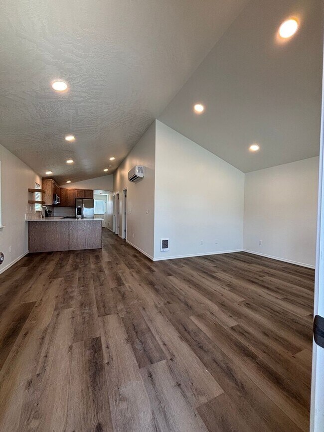 Foto del edificio - New Single Level Home in SunRidge Community