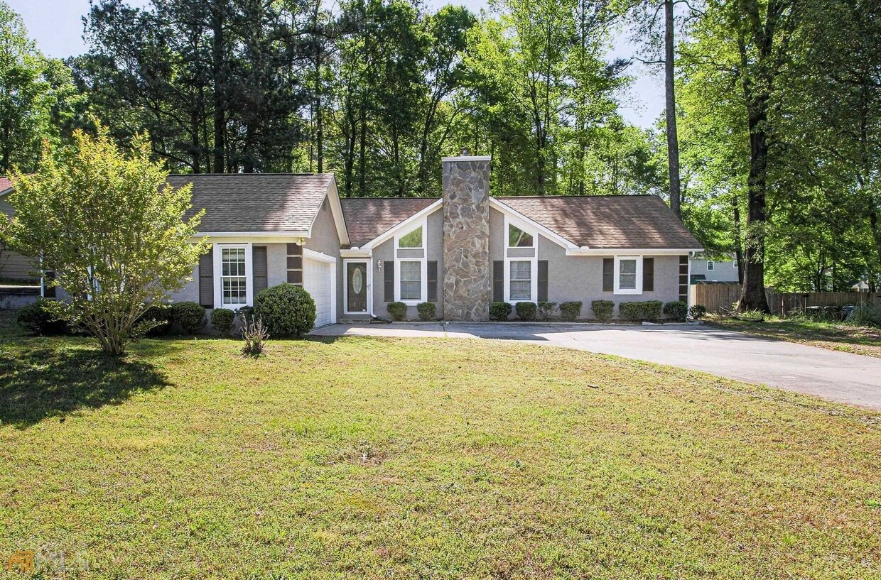 121 Morallion Hills, Peachtree City, GA 30269 House for Rent in Peachtree City, GA