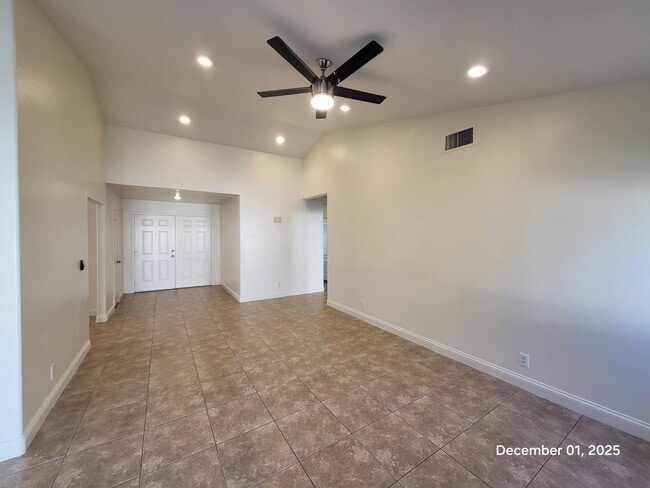 Building Photo - 6580 Candleberry Rd