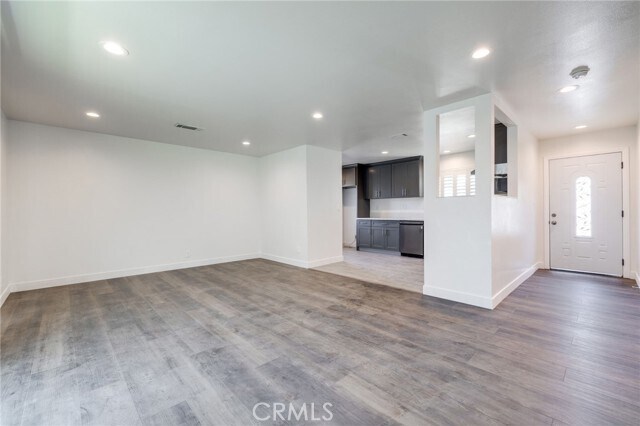 Foto del edificio - 5892 Nugget Cir