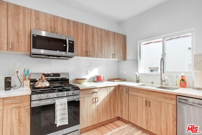 Foto del edificio - 434 N Ogden Dr