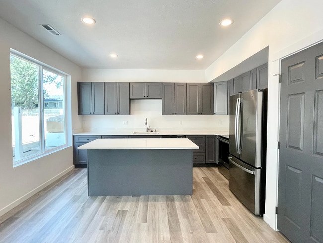 Foto del edificio - 12818 N Jaydee Ln