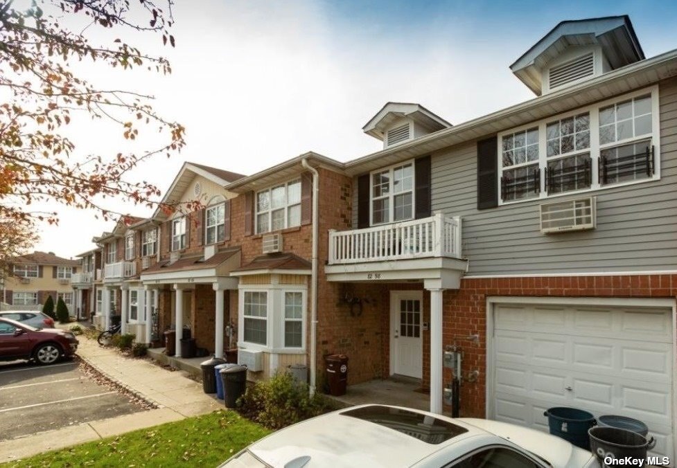 Foto principal - 82-98-98 Country Pointe Cir