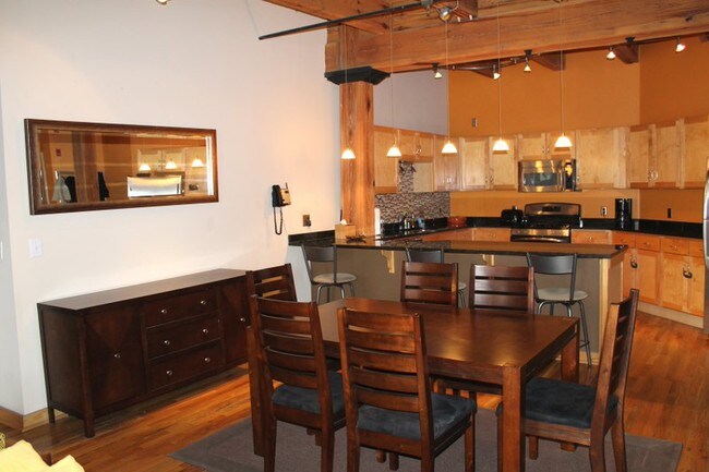 Foto del edificio - 413 N 2nd St