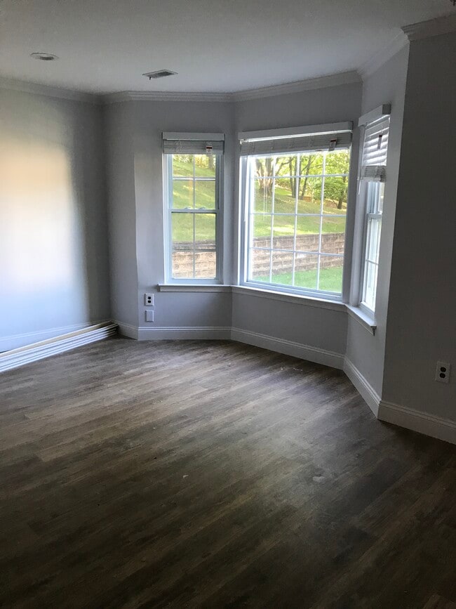 Building Photo - 159 Devon Ct