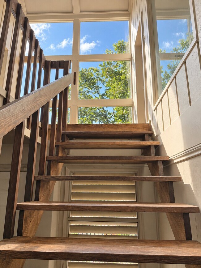 Foto del edificio - 2603 Lazy Lake Dr