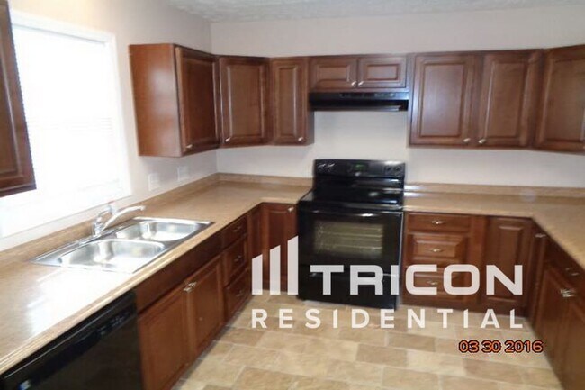 Foto del edificio - 2310 Mills Wood Run
