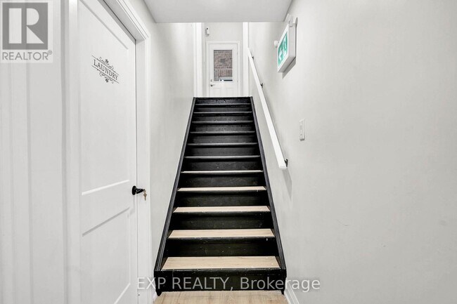 Building Photo - 448 Dougall Ave